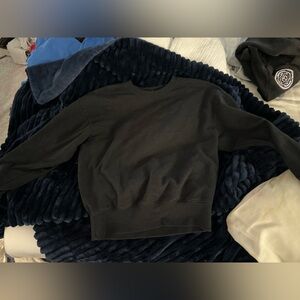 Classic Black crewneck offline aerie
